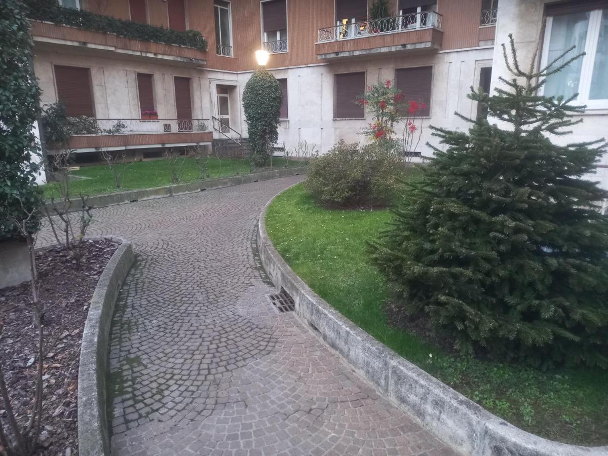 Bilocale 7 Piano Balcone Vista Skyline Apartment Milan Exterior photo
